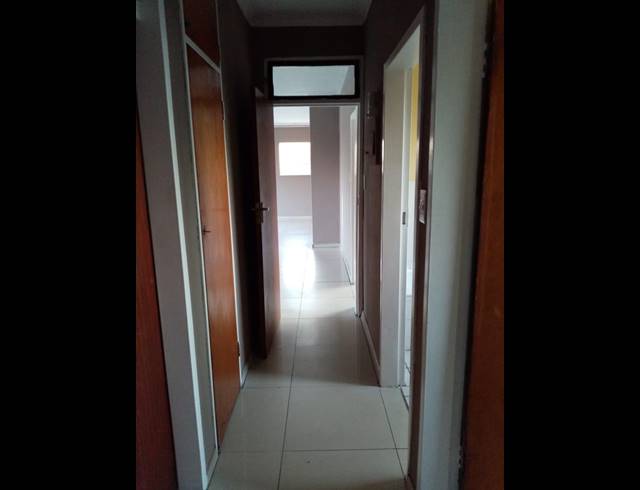 3 BEDROOM FREESTANDING FOR SALE IN SIGNAL HILL